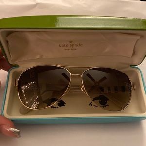 NEW - NEVER WORN Kate Spade Sunglasses